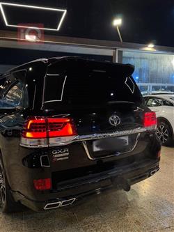 تويوتا لاندكروزر